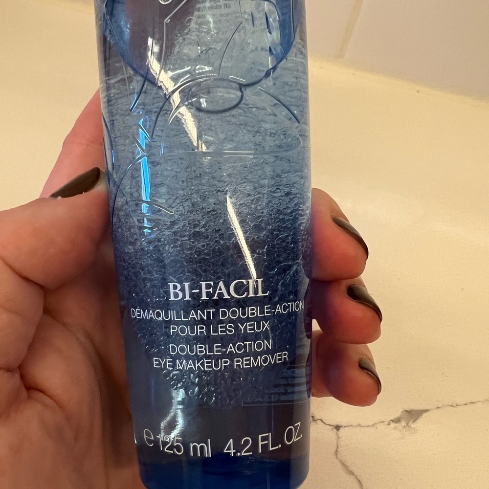 Lancôme Blue Eye Makeup Remover - Picture 2 of 4